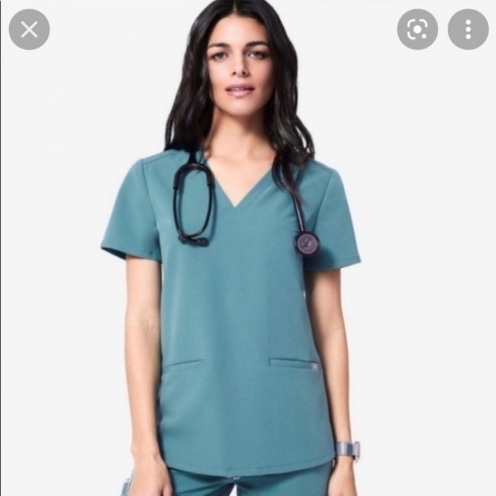 FIGS Hydrogreen Scrub Top M